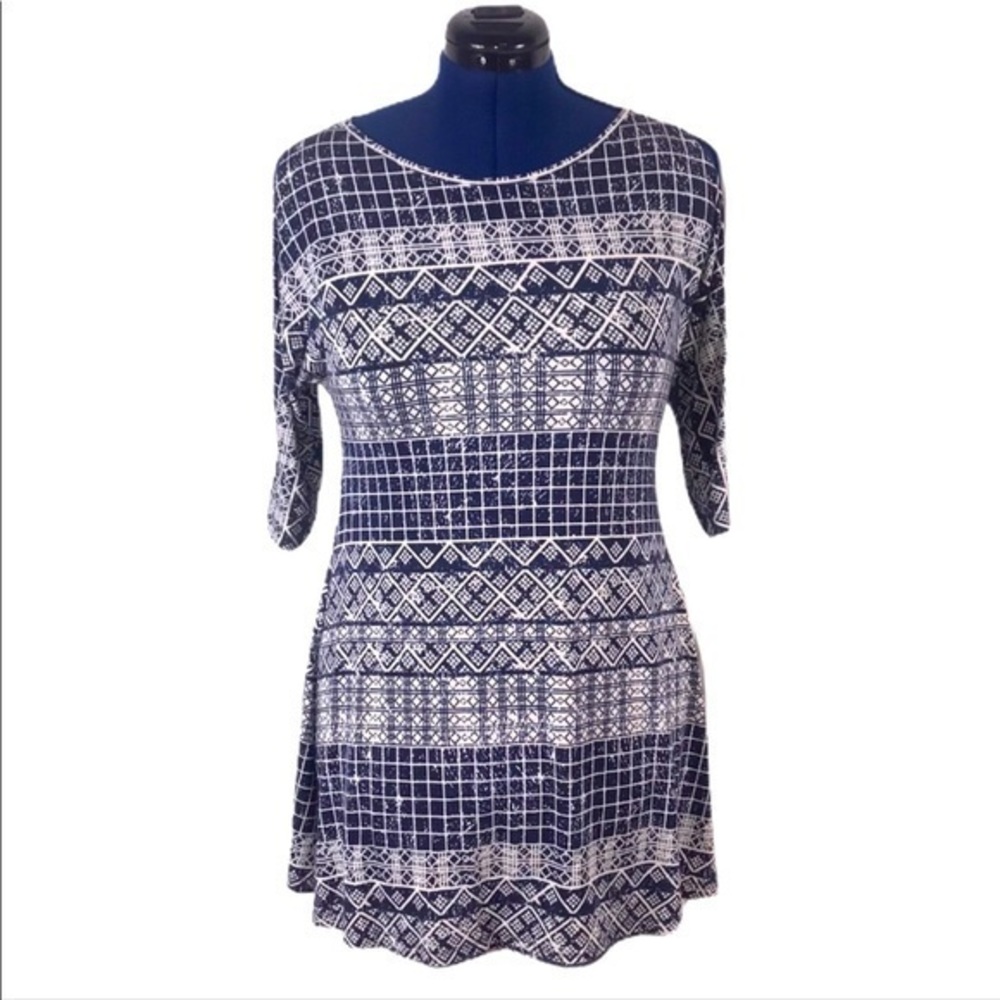 Tart XS white/blue pattern cold shoulder short‎ sleeve keyhole back skater dress